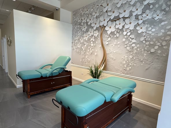 Beauty Professional Space for Rent – Lash Bed or Private Room | Kapolei