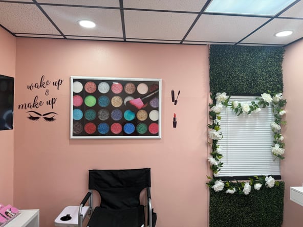 Glam Beauty Suites for Rent (North Palm Beach)