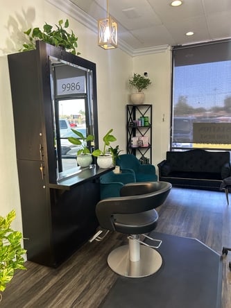 Clauds Hair Studio looking for licensed stylist