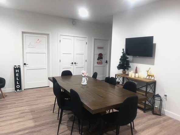 The Circle Suites