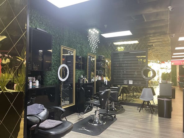 Nail Booth for Rent in Orlando