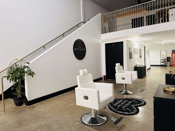 Beauty Room & Booth Rental