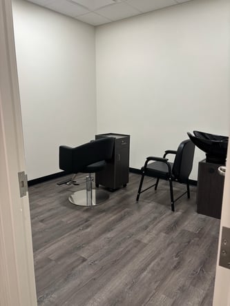 Luxury Salon Suites – Up to 8 WEEKS FREE Promo in Parsippany, NJ