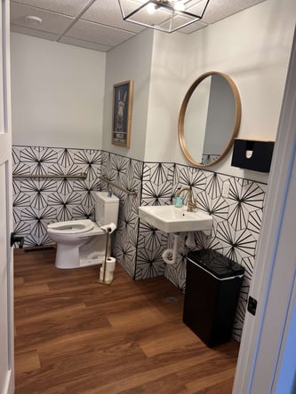Chic rental booth space in Grafton, ND!