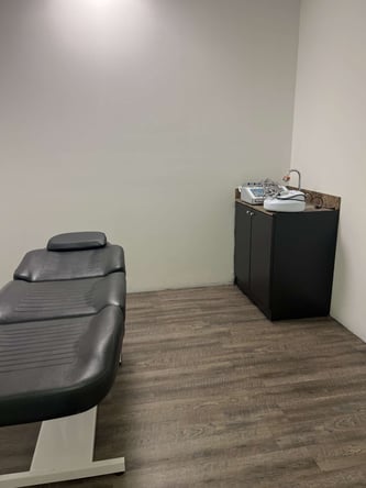 Fort Lauderdale,FL Salon Room Rental health, beauty, wellness