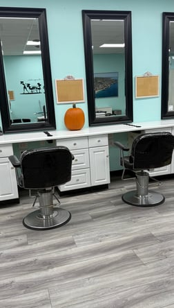 Hair stations for rent in Huntington Beach