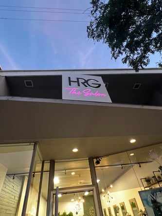 Beautiful Hair/Make Up Station for Rent – Modern Busy Salon, Great Location, Amenities Included
