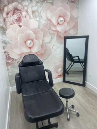 Modern Artistry Suites- Private Suites Available