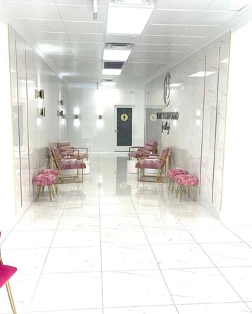 Luxury suites for independent beauty professionals