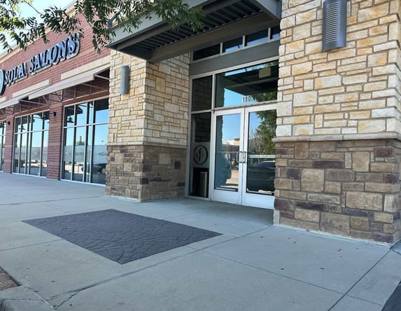 Sola Salon Studios in Little Elm, TX – Salon Suite for Rent