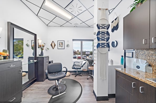 MY SALON Suite in Frontage Rd Austin, TX – Salon Suite for Rent