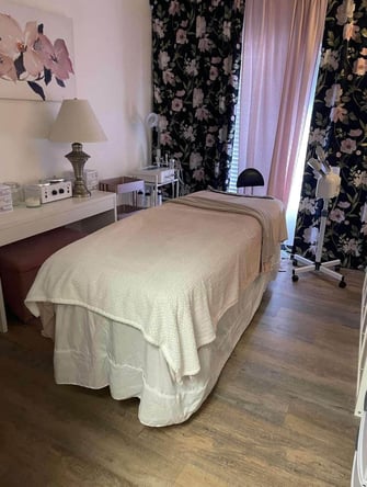 Massage and Esthetic Space