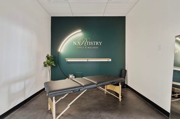 Sola Salon Studios in Cherry Hill, NJ – Salon Suite for Rent