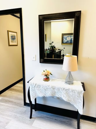 Brand new salon suites in Kennesaw, Georgia for leasing with new equipments starts from $100/week