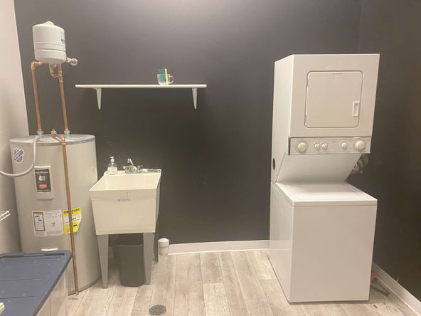 Private Salon Suites for Rent in Naperville!