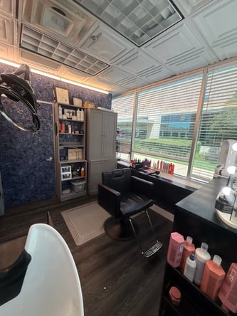 Part-Time Salon Suite in South Austin — $310/Week (Sun, Mon, Wed)