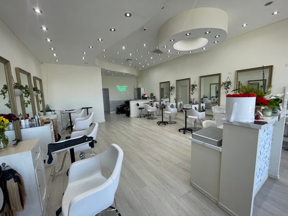 Salon Chair /Booth rental