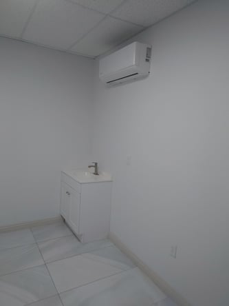 Beauty Suite (private room) or Hair Station