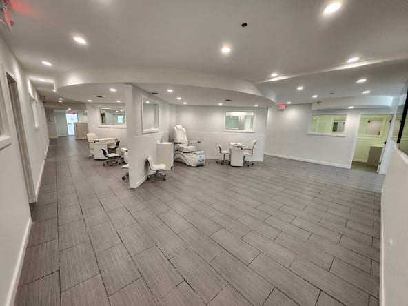 ✨ Serene Salon Suites ✨ 📍 784 Central Ave, Highland Park, IL