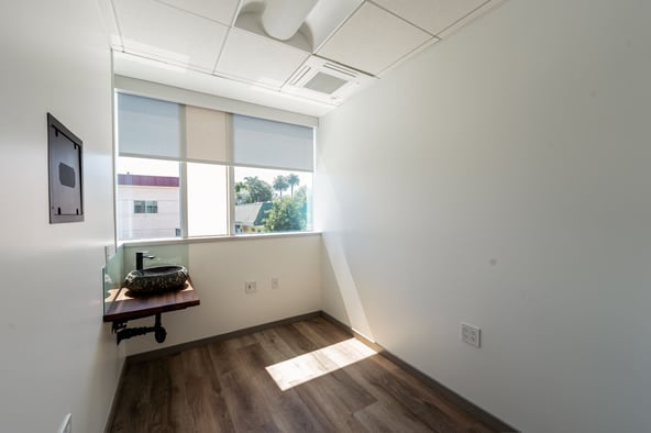 Beautiful treatment rooms / offices for rent inside of a Gorgeous Med Spa in LA