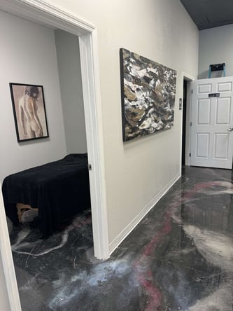 SALON BOOTHS • NAIL STATION • PRIVATE ROOM