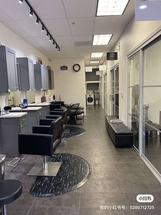 Private salon studio for rent
