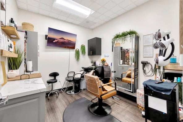 Sola Salon Studios in Cypress, CA – Salon Suite for Rent