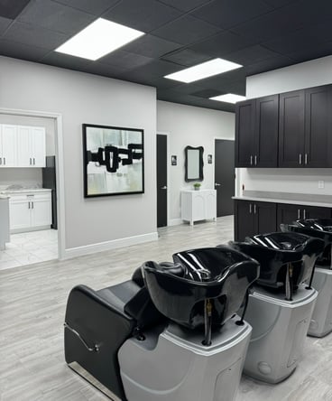 Salon Suite/Room for Rent