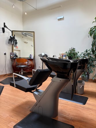 Bright Styling Chair for Rent in Westmont — Natural Light & High Ceilings!