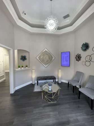 Individual Salons Carrollwood Salon Suite Rentals, monthly or weekly rates, month to month leases