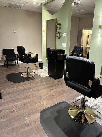 Move-In Ready Salon Suite for Lease | All Utilities Inc. | Sandy Springs, GA