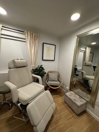 Booth Rental Available at Beauté Haus