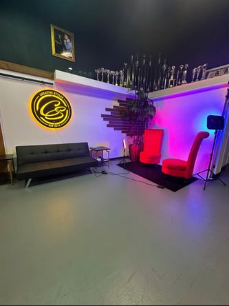 Now Leasing Chairs for Barbers, Stylists, & Braiders-Everett, WA