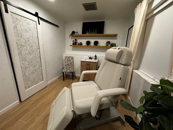 Booth Rental Available at Beauté Haus