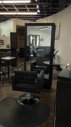 Salon Chairs and Private Suites for Rent in Trinity, FL