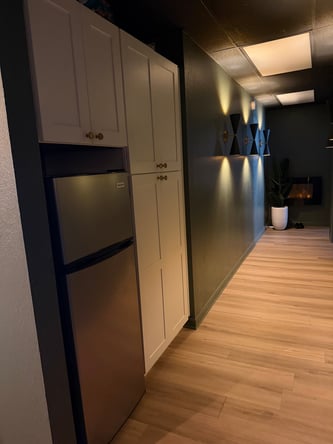 Boutique beauty, health and wellness suite available.