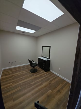 Private Salon Suites | First Month Free + No Security Deposit