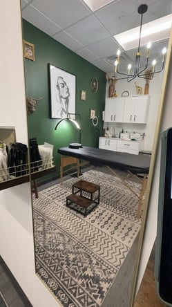 Sola Salon Studios in Farmingville, NY – Salon Suite for Rent