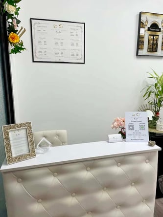 Sola Salon Studios in Santa Monica, CA – Salon Suite for Rent