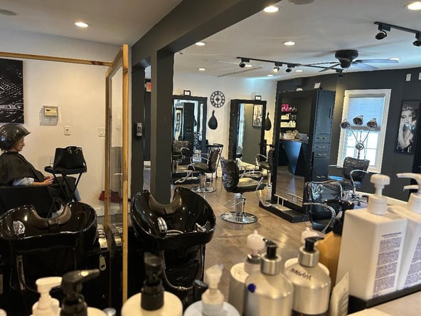Hair Salon Chair Rental (2 weeks free) (West Hartford, CT)
