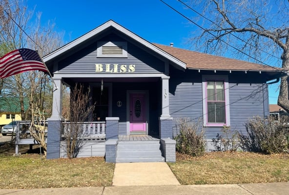 Chair and Suite Rental in Downtown Round Rock
