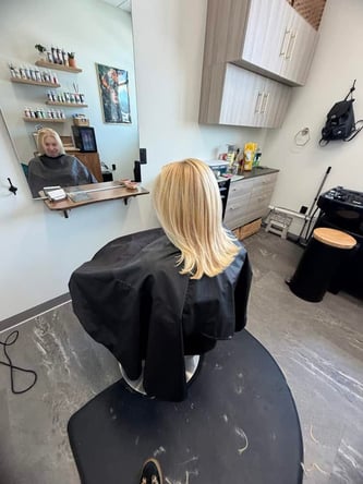 Sola Salon Studios in Eagan, MN – Salon Suite for Rent
