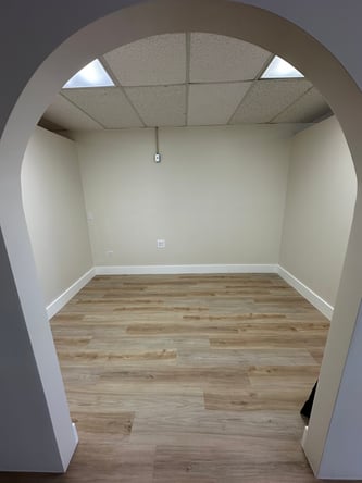 Luxury Salon Suites & Bed Rentals