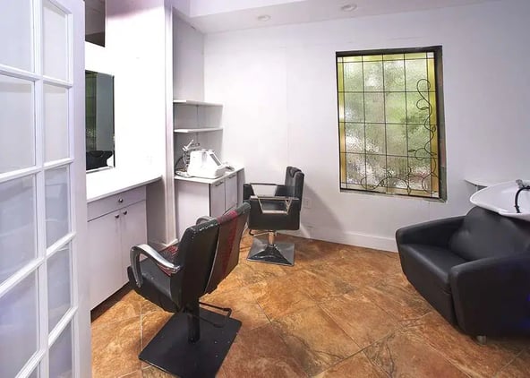 Spa and Salon Suites for Rent in Florida