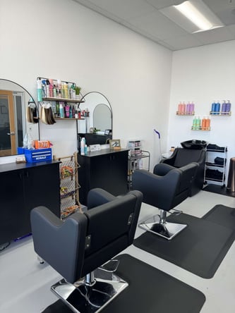Heavenly Salon Suite station available!!