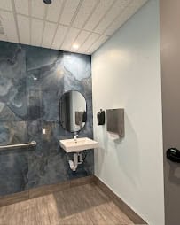 Private Salon Suites for Rent – Sola Salon Studios Nashua