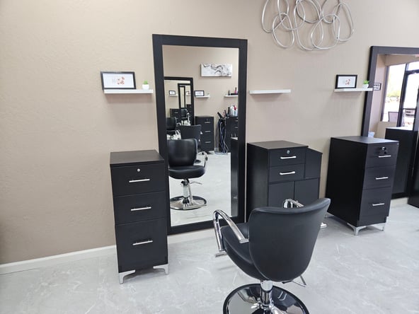 Independent Hair Stylists in Mesa AZ Station for Rent