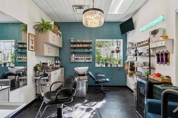 Sola Salon Studios in Phoenixville, PA – Salon Suite for Rent