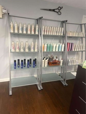 Full Service Salon Chair for Rent
