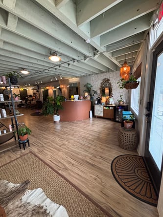 Private Beauty & Wellness Suite in Park Circle, North Charleston